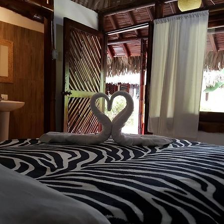 Hotel Sumpa Montañita Kültér fotó