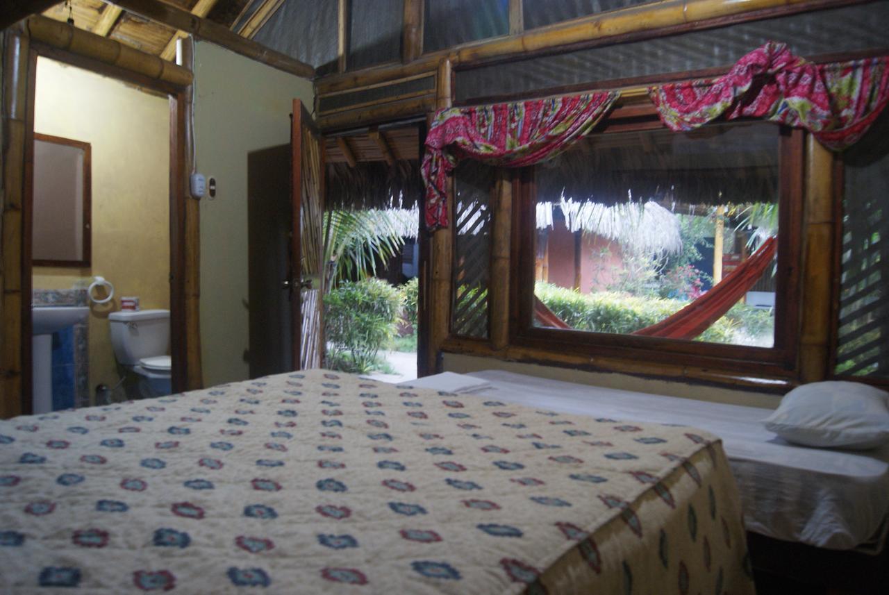 Hotel Sumpa Montañita Szoba fotó