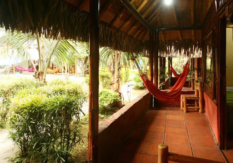 Hotel Sumpa Montañita Kültér fotó